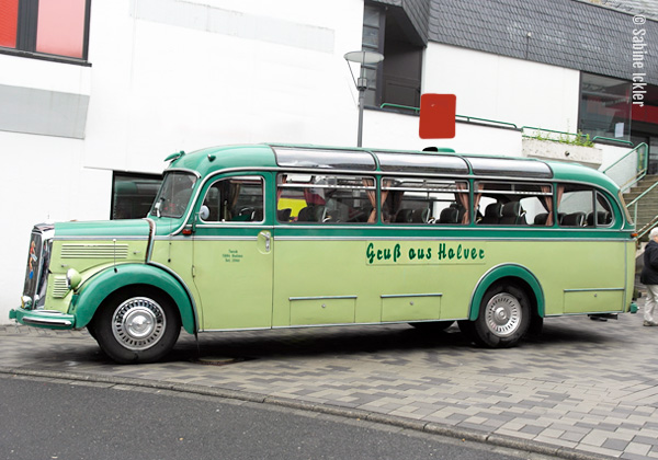 ig-bismarck-ebike-tour-310716-vintagebus-1953-grussaushalver